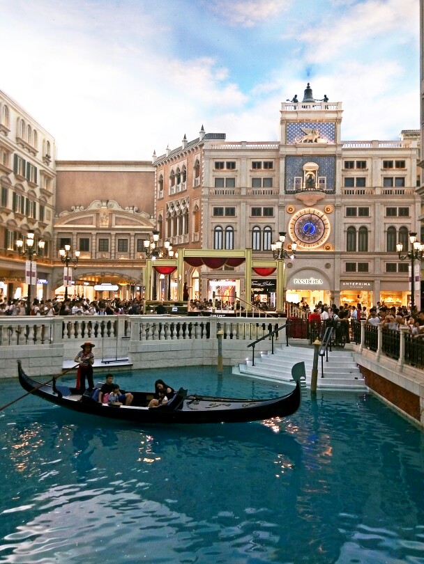 浪漫漫步，澳门时光之旅🌊